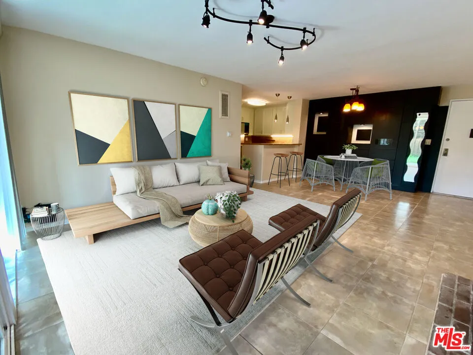 6375 Green Valley Circle #104 Culver City, CA 90230