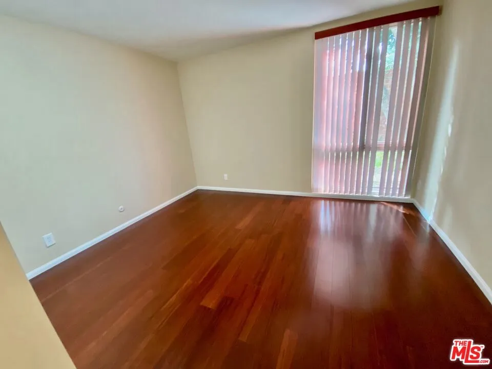 6375 Green Valley Circle #104 Culver City, CA 90230