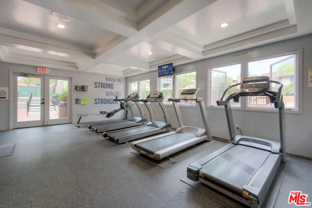 6375 Green Valley Circle #104 Culver City, CA 90230
