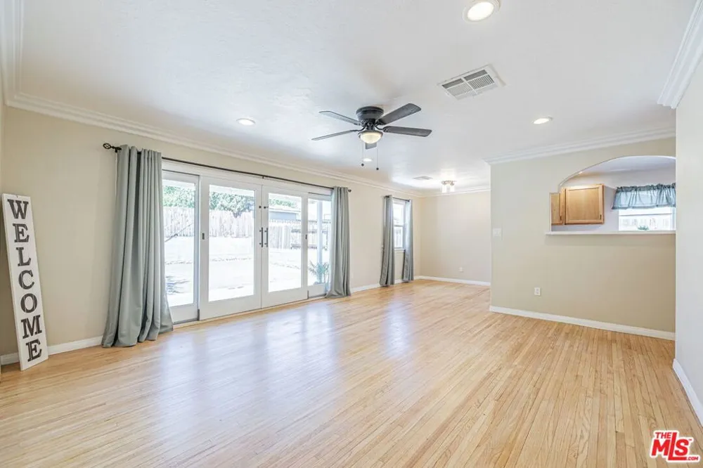 37739 Sumac Avenue Palmdale, CA 93550