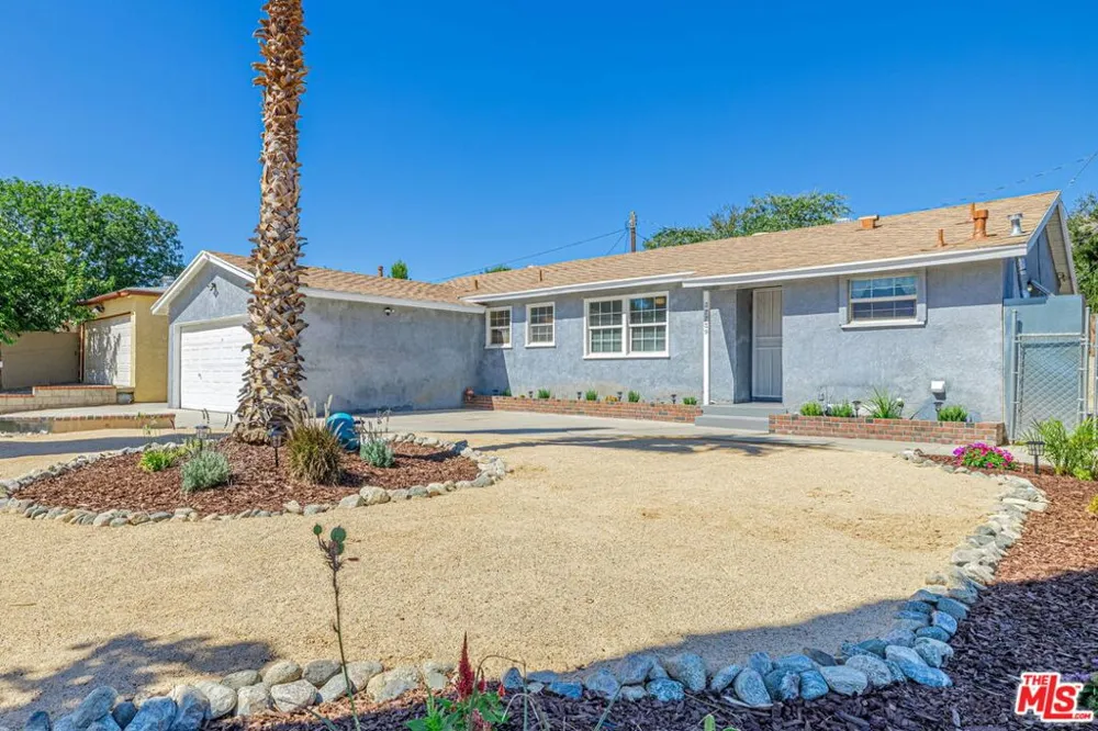 37739 Sumac Avenue Palmdale, CA 93550