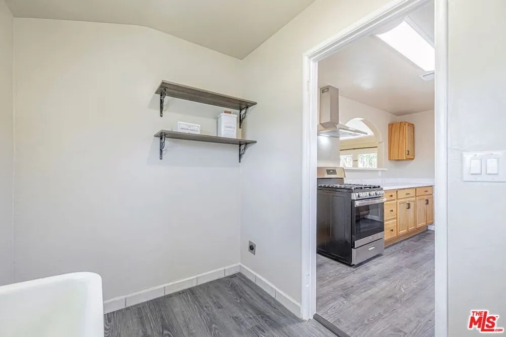 37739 Sumac Avenue Palmdale, CA 93550