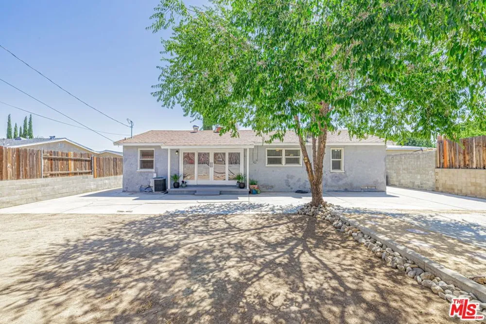 37739 Sumac Avenue Palmdale, CA 93550