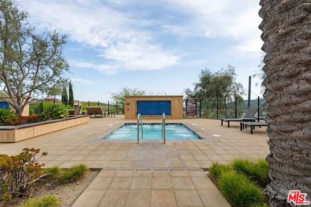 20830 Spruce Circle Porter Ranch, CA 91326