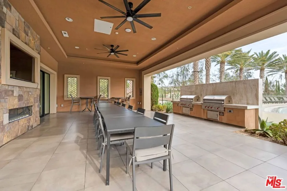 20830 Spruce Circle Porter Ranch, CA 91326