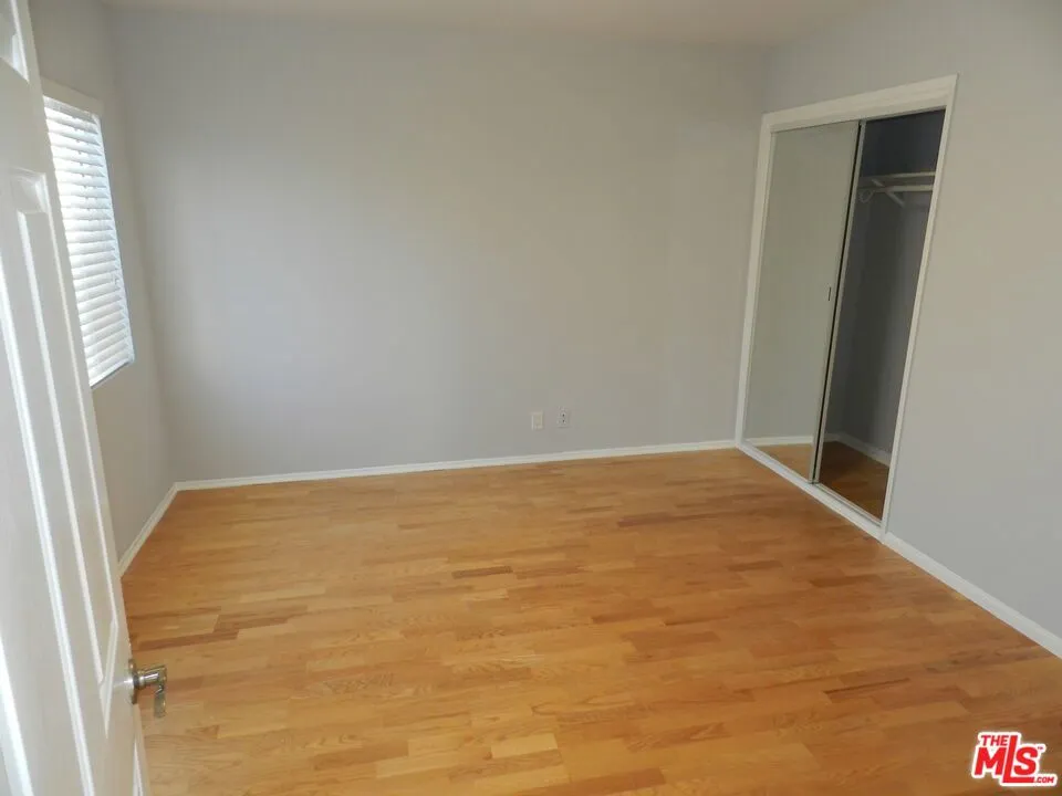 2711 Arizona Avenue Santa Monica, CA 90404