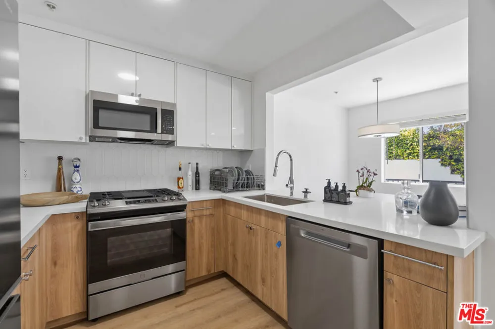 16100 W Sunset Boulevard #105 Pacific Palisades, CA 90272