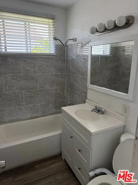 14711 Grevillea Avenue Lawndale, CA 90260