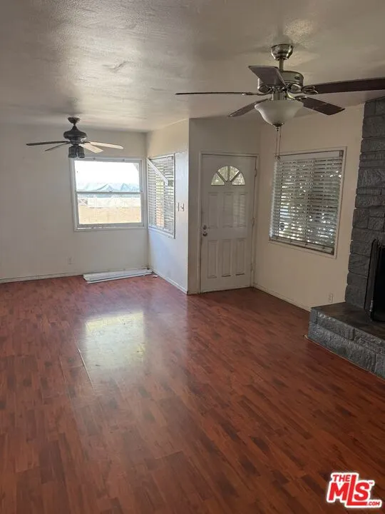 14711 Grevillea Avenue Lawndale, CA 90260