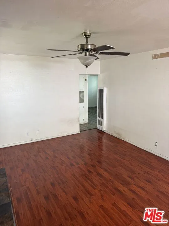 14711 Grevillea Avenue Lawndale, CA 90260