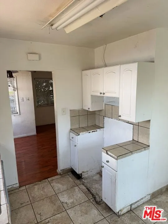 14711 Grevillea Avenue Lawndale, CA 90260