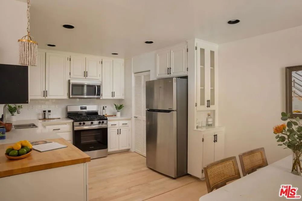 934 2nd Street #3 Santa Monica, CA 90403