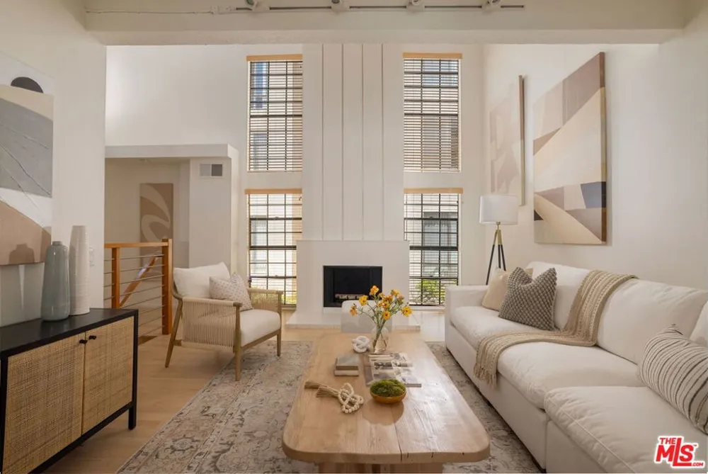 934 2nd Street #3 Santa Monica, CA 90403