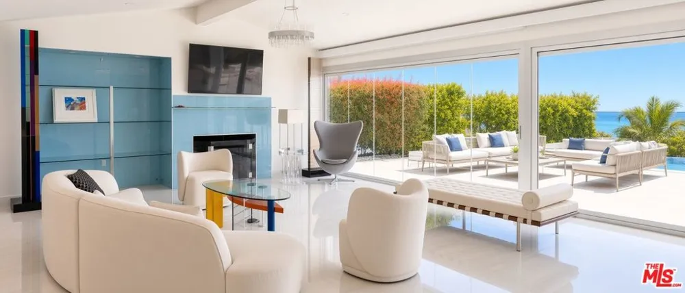 18222 Coastline Drive Malibu, CA 90265