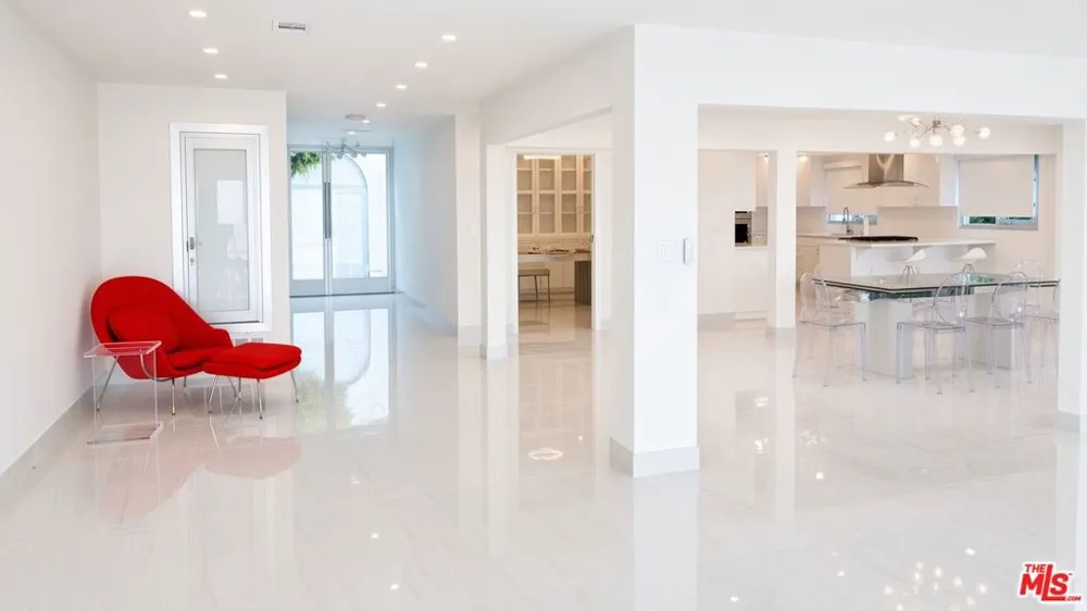 18222 Coastline Drive Malibu, CA 90265
