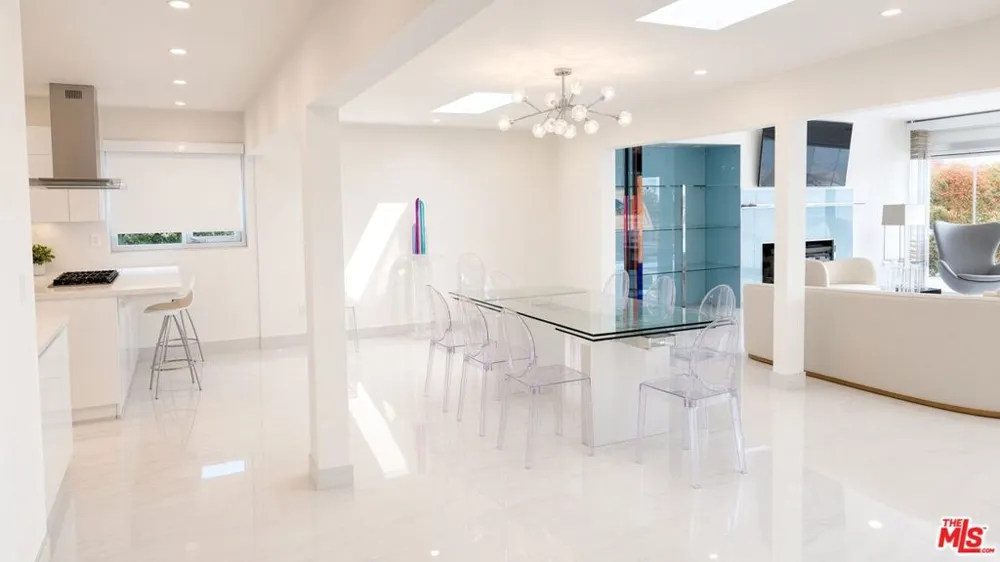 18222 Coastline Drive Malibu, CA 90265