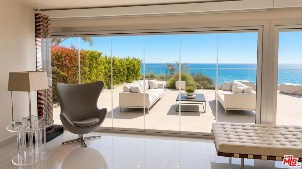 18222 Coastline Drive Malibu, CA 90265