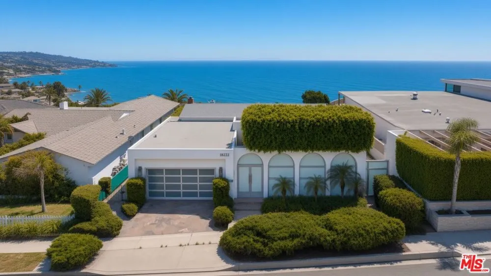 18222 Coastline Drive Malibu, CA 90265