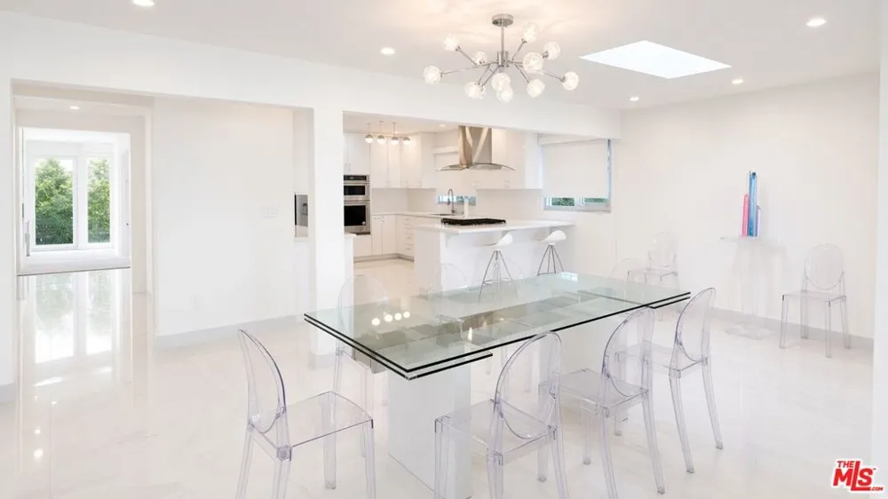 18222 Coastline Drive Malibu, CA 90265