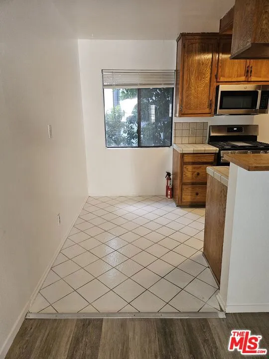 5170 Columbus Avenue #3 Sherman Oaks, CA 91403