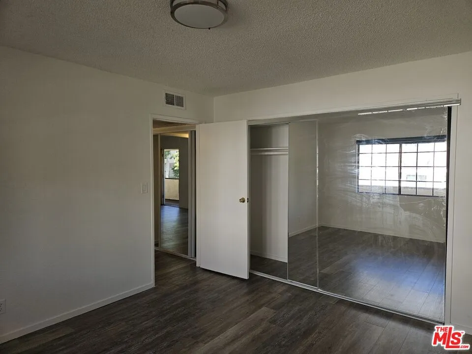 5170 Columbus Avenue #3 Sherman Oaks, CA 91403