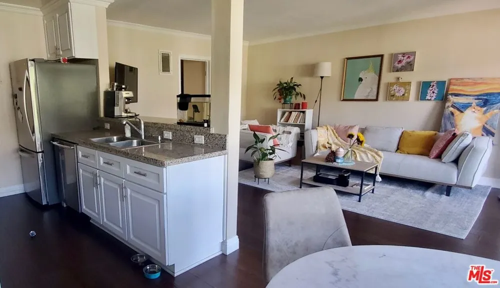 10600 Eastborne Avenue #14 Los Angeles, CA 90024