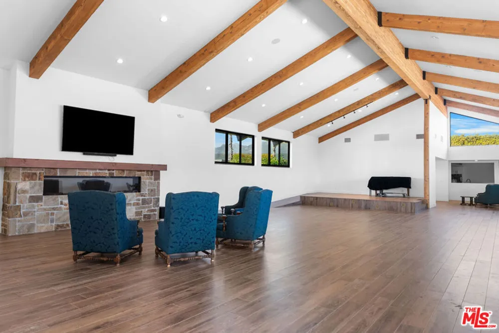 29500 Heathercliff Road #6 Malibu, CA 90265