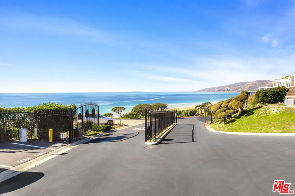 29500 Heathercliff Road #6 Malibu, CA 90265