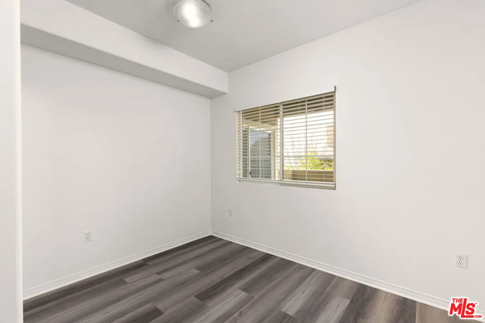 1408 W WASHINGTON BOULEVARD #206 Los Angeles, CA 90007