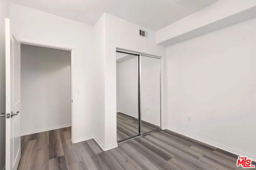 1408 W WASHINGTON BOULEVARD #206 Los Angeles, CA 90007