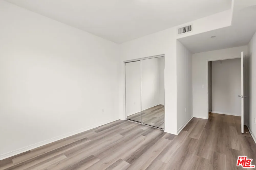 1408 W WASHINGTON BOULEVARD #206 Los Angeles, CA 90007