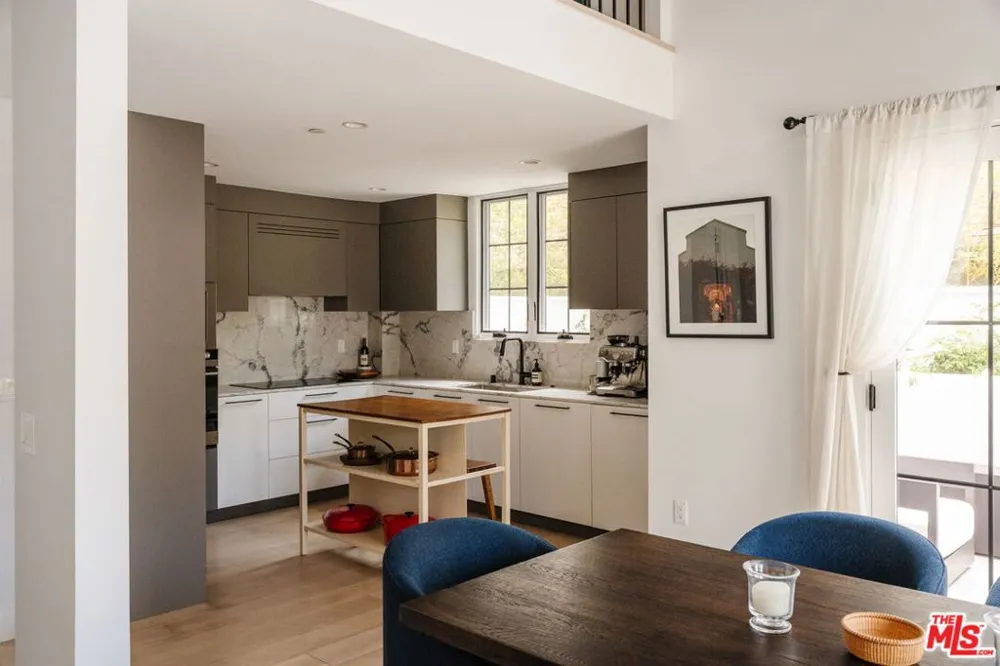 1025 Euclid Street #101 Santa Monica, CA 90403