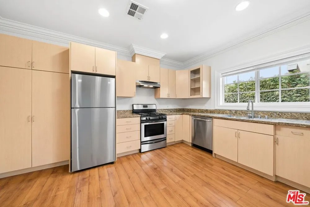 14654 Gault Street #2 Van Nuys, CA 91405