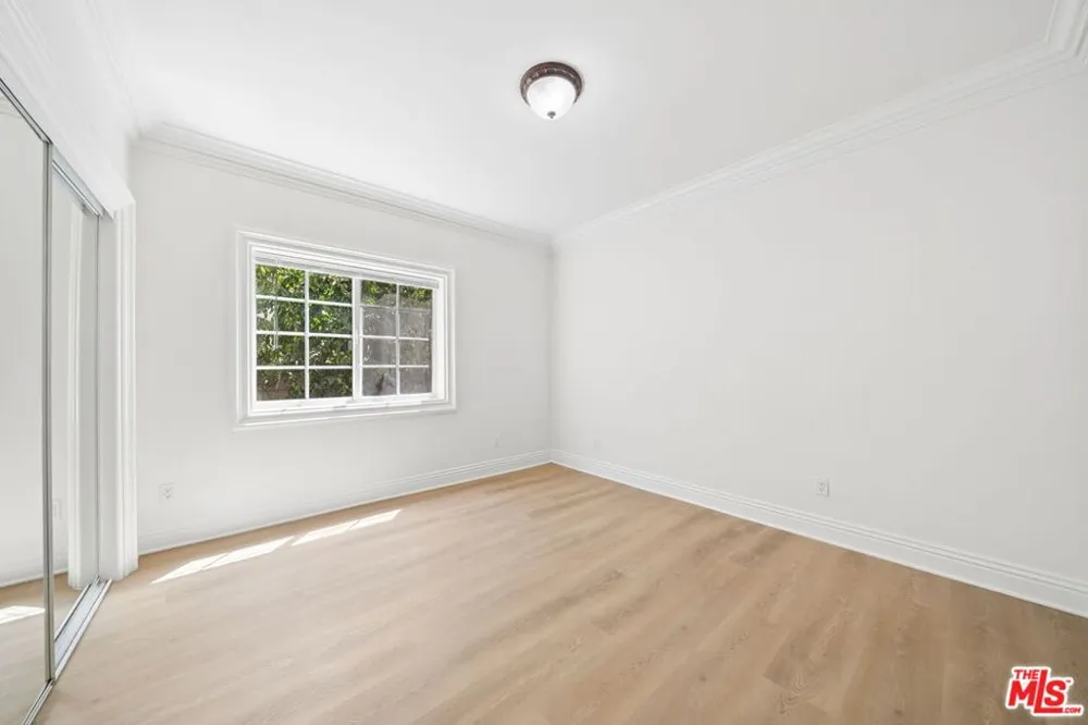 14654 Gault Street #2 Van Nuys, CA 91405