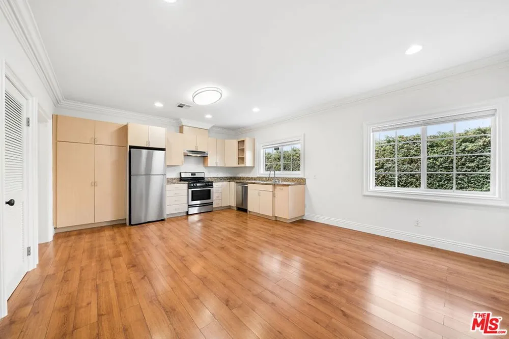 14654 Gault Street #2 Van Nuys, CA 91405