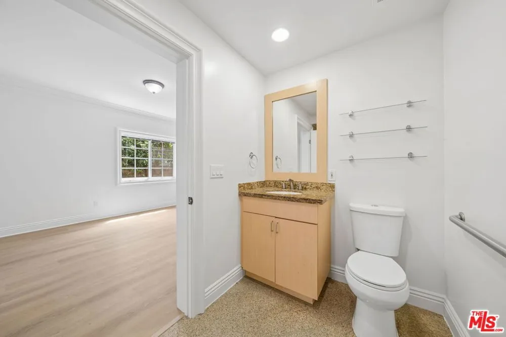 14654 Gault Street #2 Van Nuys, CA 91405