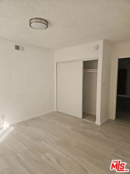 5170 Columbus Avenue #7 Sherman Oaks, CA 91403