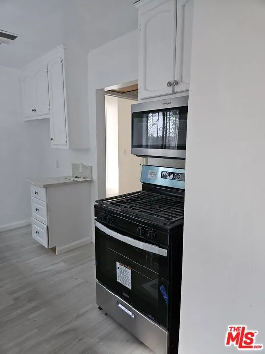 5170 Columbus Avenue #7 Sherman Oaks, CA 91403