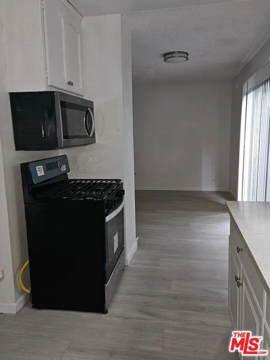 5170 Columbus Avenue #7 Sherman Oaks, CA 91403