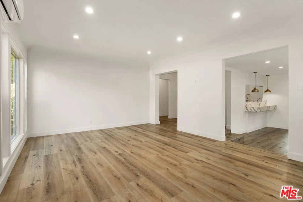 2621 Veteran Avenue Los Angeles, CA 90064