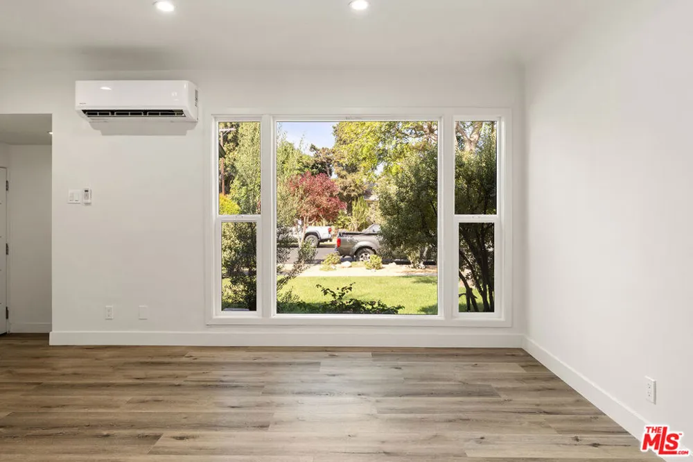 2621 Veteran Avenue Los Angeles, CA 90064