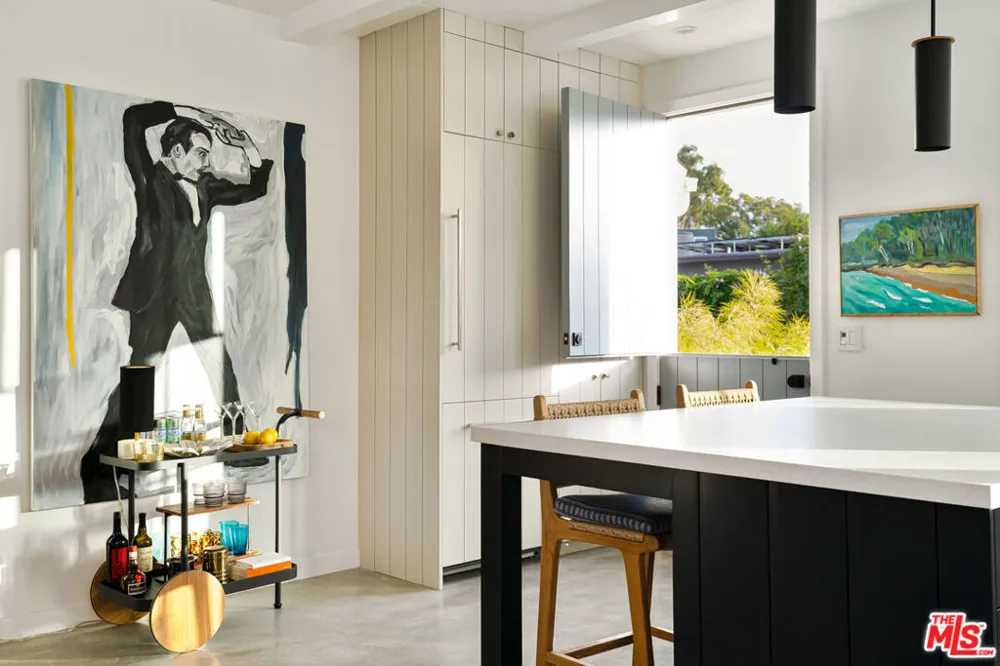 16017 Ysidro Avenue Pacific Palisades, CA 90272