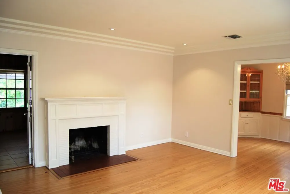 4653 FARMDALE AVENUE Valley Village, CA 91602