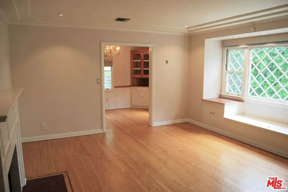4653 FARMDALE AVENUE Valley Village, CA 91602