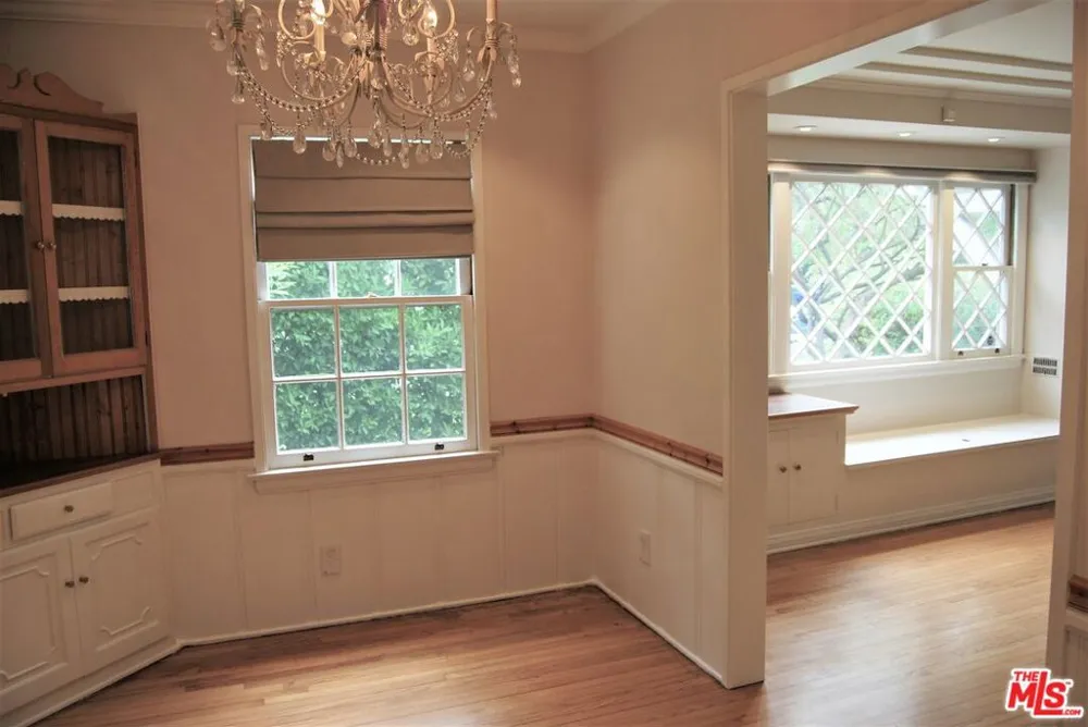 4653 FARMDALE AVENUE Valley Village, CA 91602