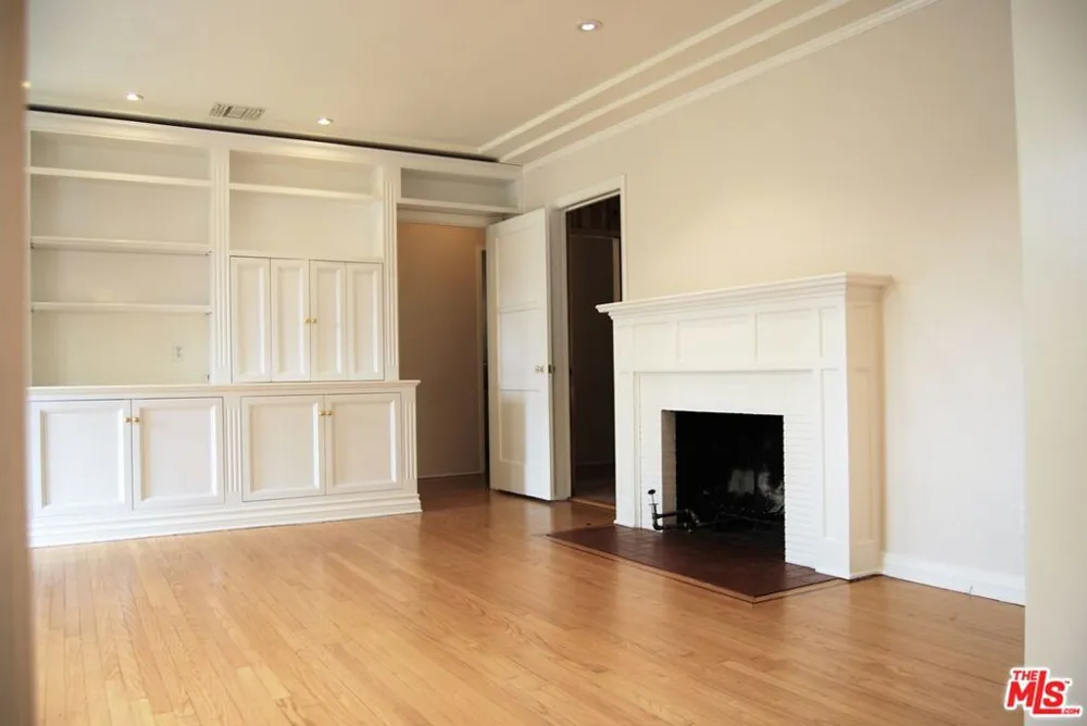 4653 FARMDALE AVENUE Valley Village, CA 91602