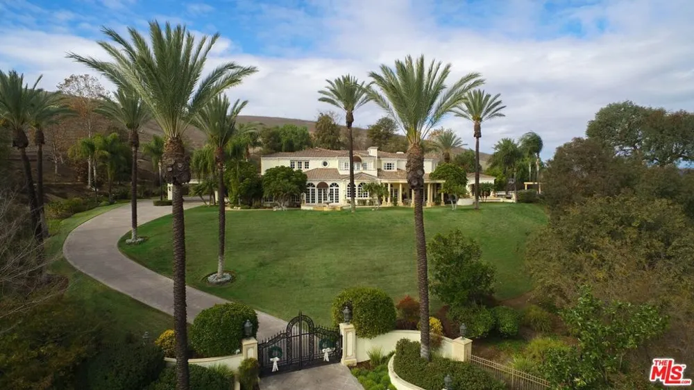 3855 Brunston Court Westlake Village, CA 91362