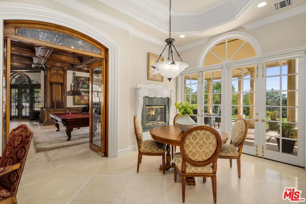 3855 Brunston Court Westlake Village, CA 91362