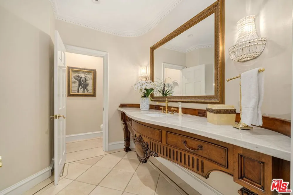 3855 Brunston Court Westlake Village, CA 91362