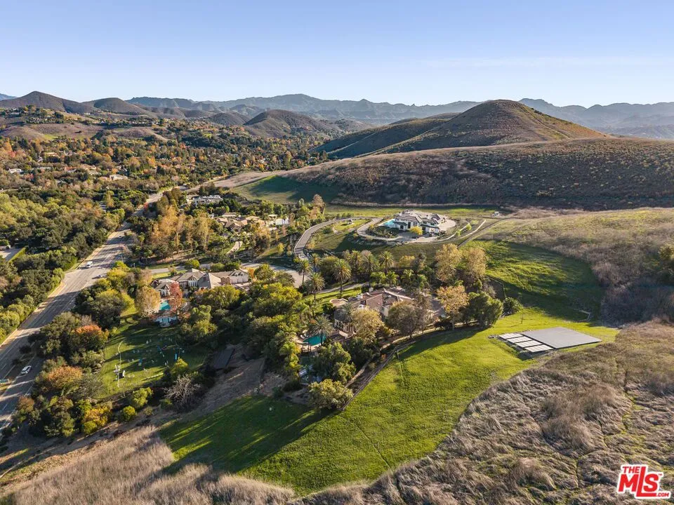 3855 Brunston Court Westlake Village, CA 91362